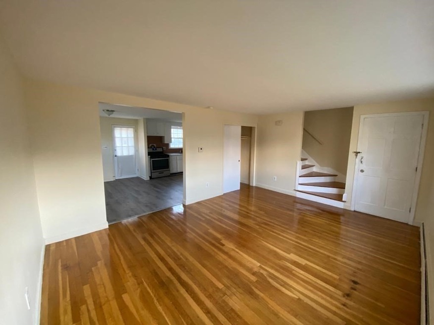 10 Veteran Rd unit A, Woburn, MA 01801 - photo 1