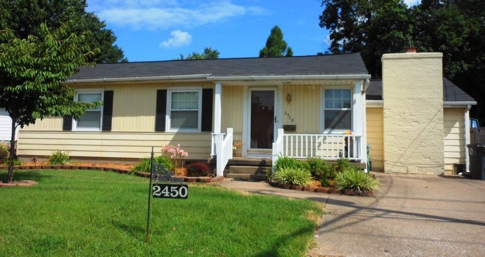 4 bedrooms, 2 full baths!  Above ground pool!