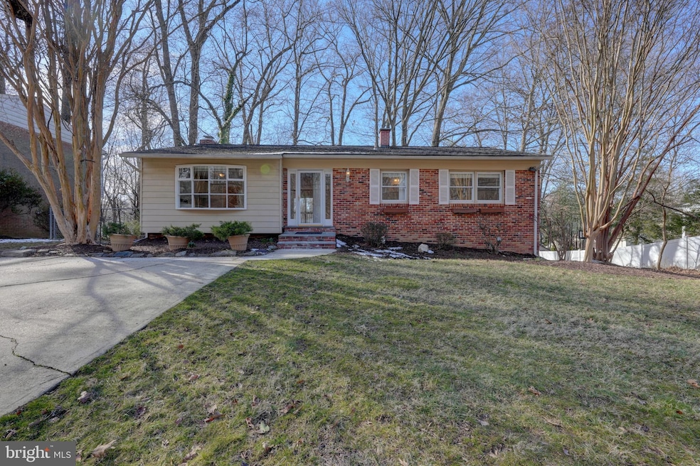 12820 Middlevale Ln, Silver Spring, MD 20906 - photo 1