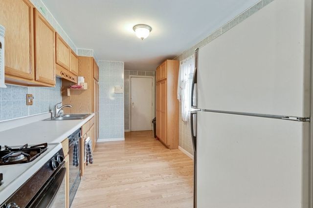 207 Granada Rd, Carpentersville, IL 60110 - photo 1