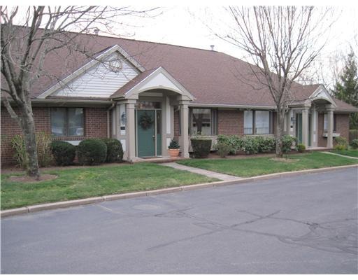 307 Dean Ridge Ct, Cranston, RI 02920 - photo 1