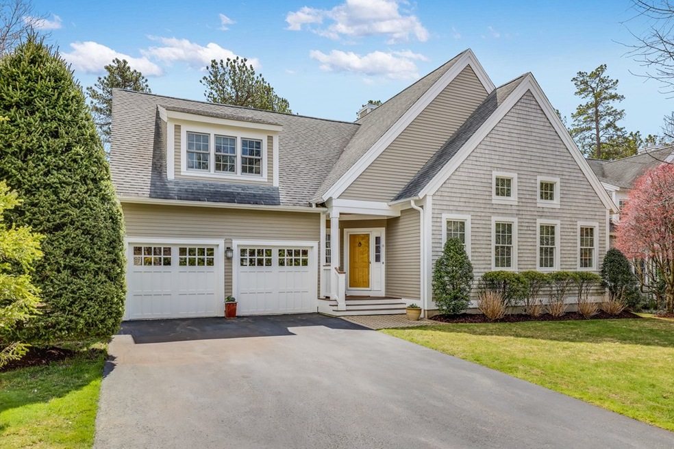 8 Barnswallow Ln, Plymouth, MA 02360 - photo 1