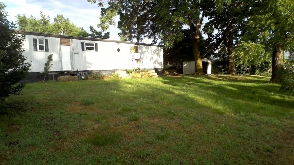 205 Main St, Jerico Springs, MO 64756 - photo 1