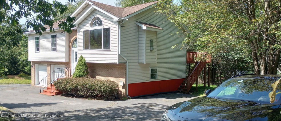 127 Yellow Birch Ln, Locust Lake, PA 18347 - photo 1