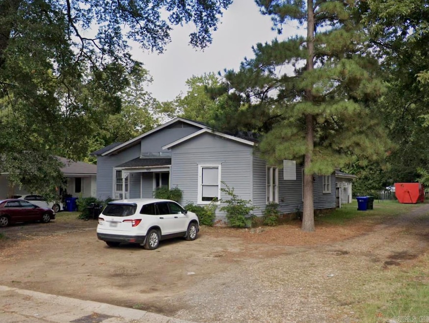 552 Mitchell St, Conway, AR 72034 - photo 1