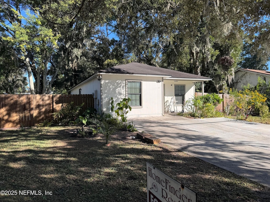 241 Pecan St, Jacksonville, FL 32211 - photo 1