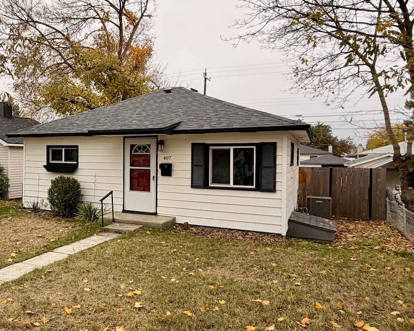 407 E Sanson Ave, Spokane, WA 99207 - photo 1
