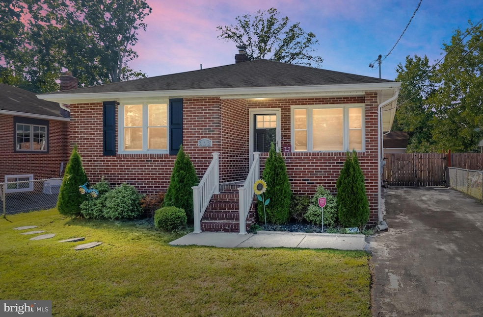 802 George Ave, Essex, MD 21221 - photo 1