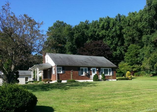 6175 Ridge Rd, Zionsville, PA 18092 - photo 1