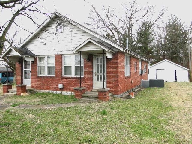 815 Union St, Shelbyville, TN 37160 - photo 1