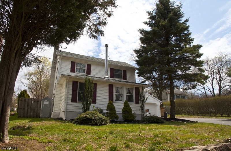 109 Jonestown Rd, Oxford, NJ 07863 - photo 1