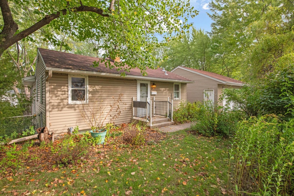 8925 Fremont Ave S, Bloomington, MN 55420 - photo 1