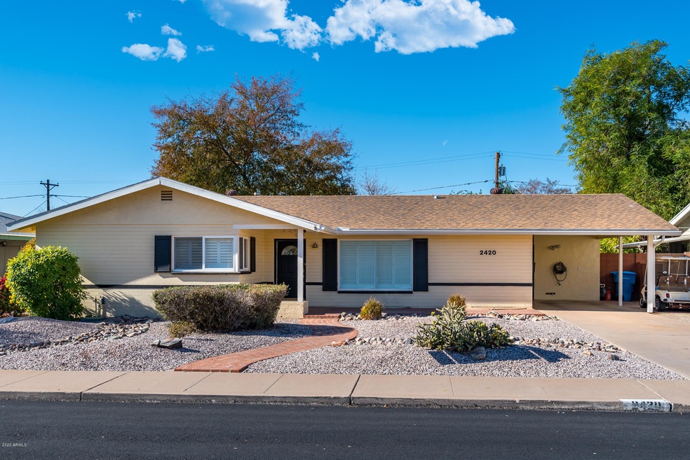 2420N39thPl-2 (1)