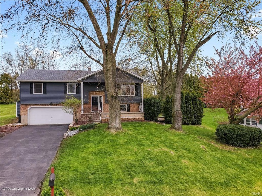 7516 Miller Dr, Bath, PA 18014 - photo 1