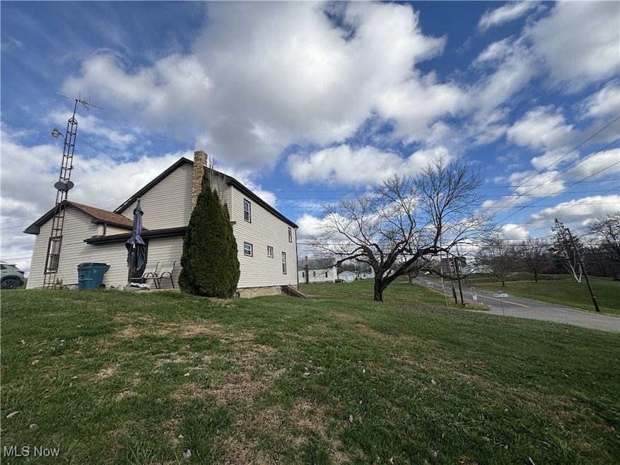 10539 Sprucevale Rd, Rogers, OH 44455 - photo 1