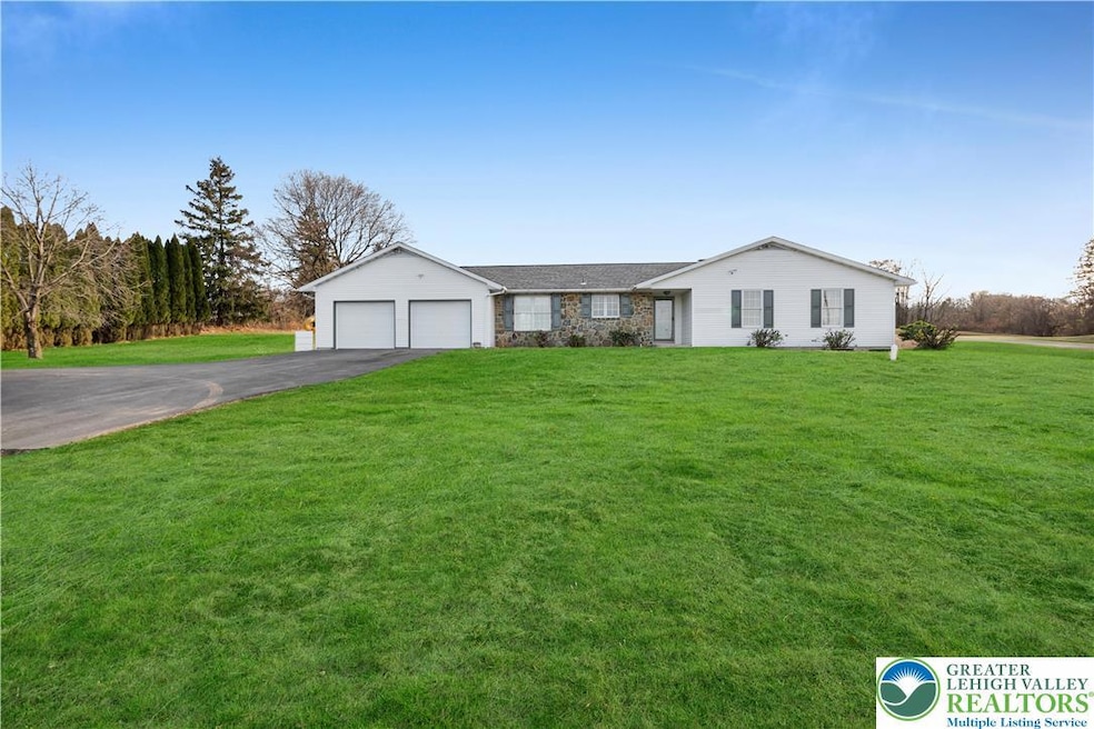 670 Cider Press Rd, Easton, PA 18042 - photo 1