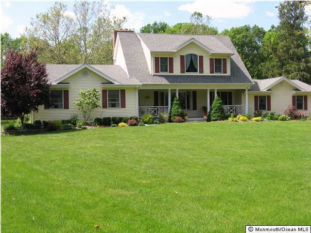 28 Willowbrook Rd, Holmdel, NJ 07733 - photo 1