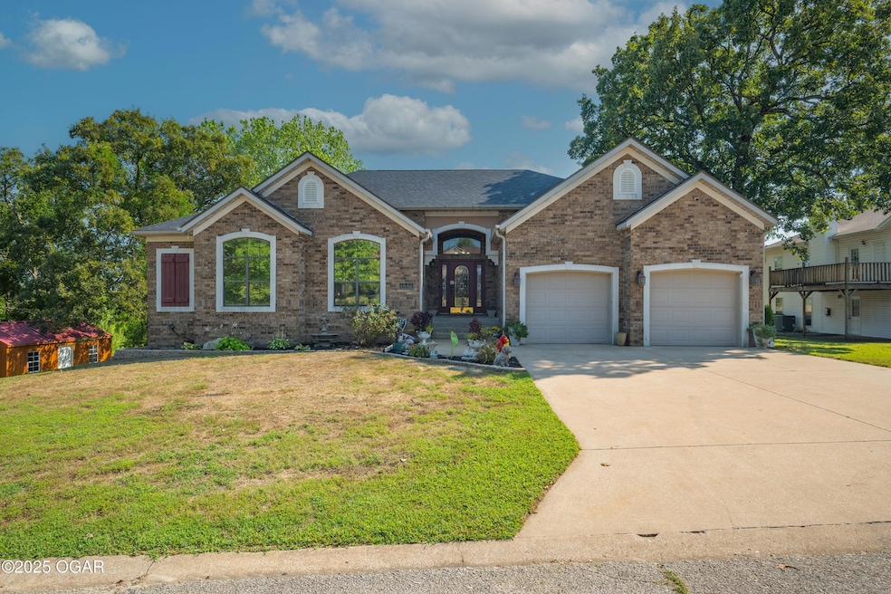 1806 Mountain Ash Dr, Joplin, MO 64801 - photo 1
