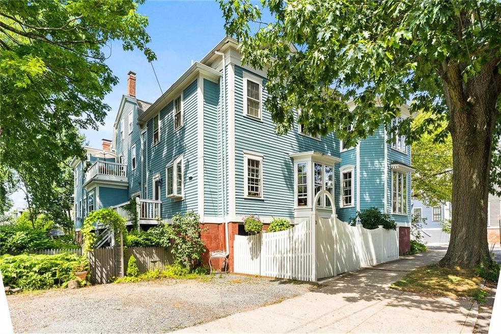 3 East St unit 1, Providence, RI 02906 - photo 1