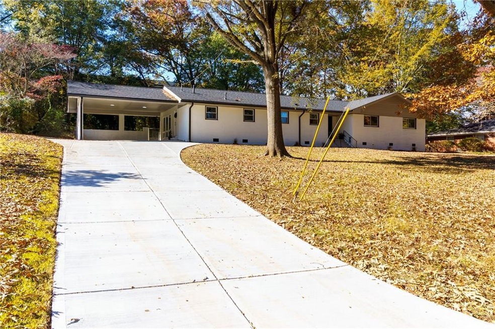 4882 Golden Dr SW, Mableton, GA 30126 - photo 1