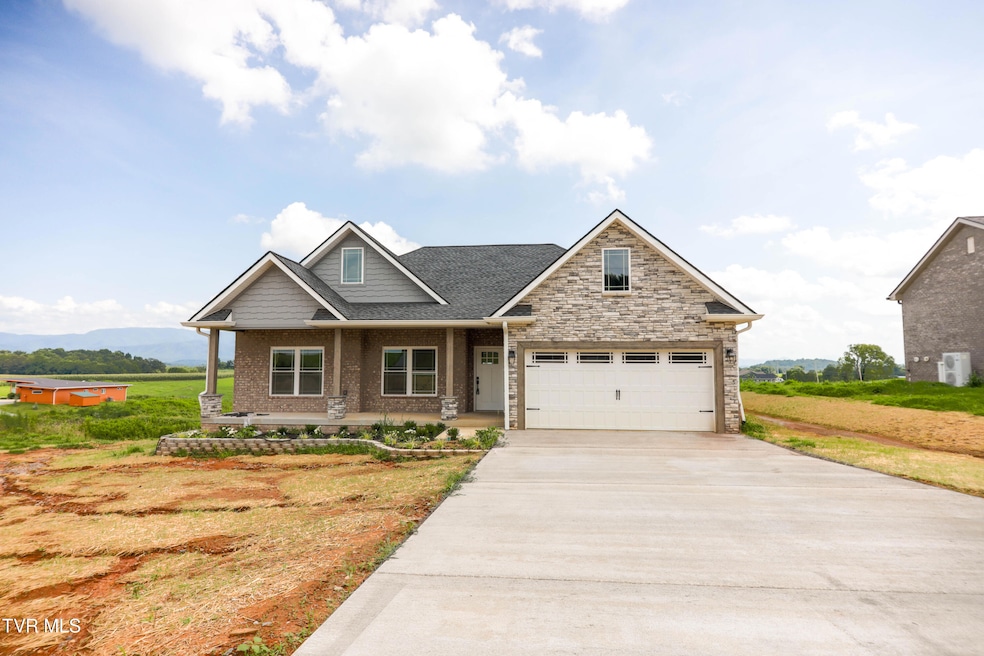 Sold $499,900 • Co-Listing Agent