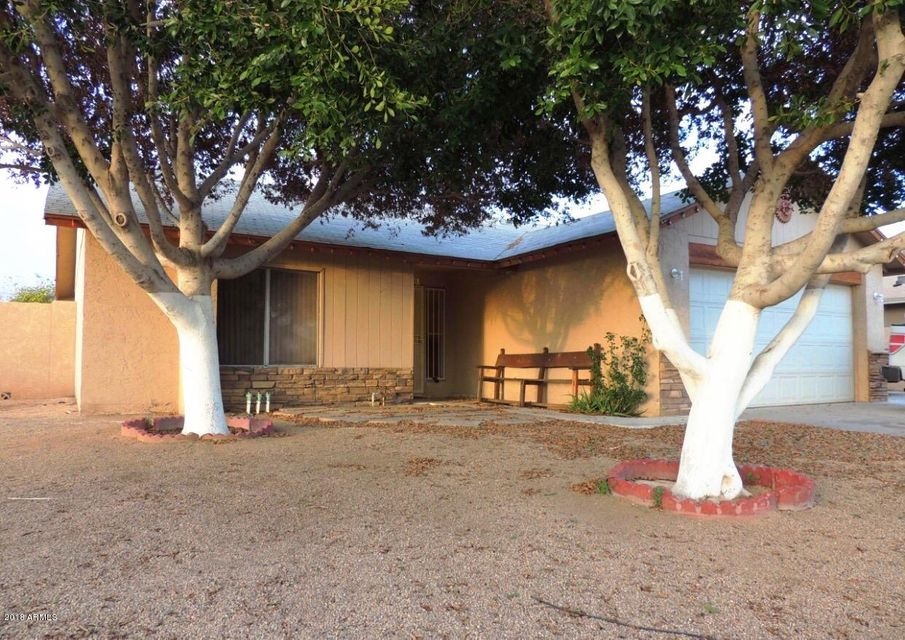 Corner Lot View