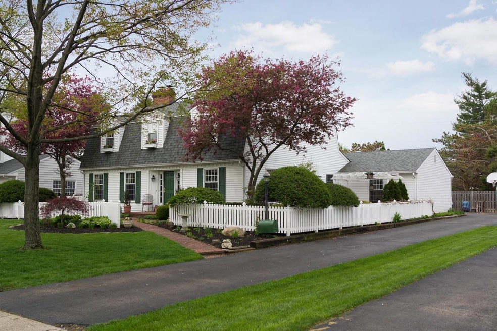 Charming Cape Cod!