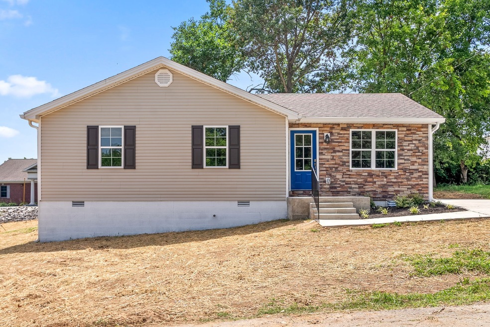 113 Gilkey Dr, Hopkinsville, KY 42240 - photo 1