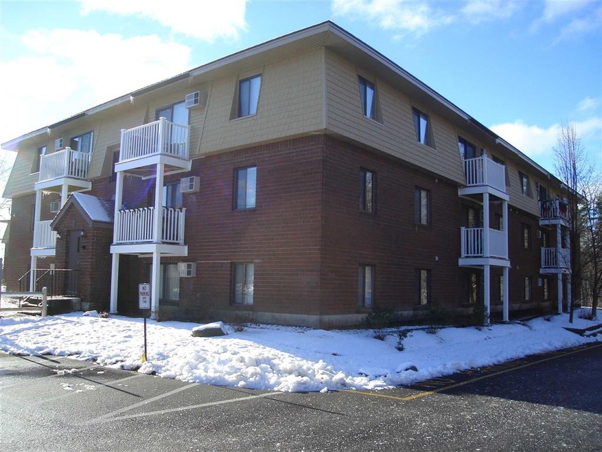 145 Lita Ln, Newmarket, NH 03857 - photo 1