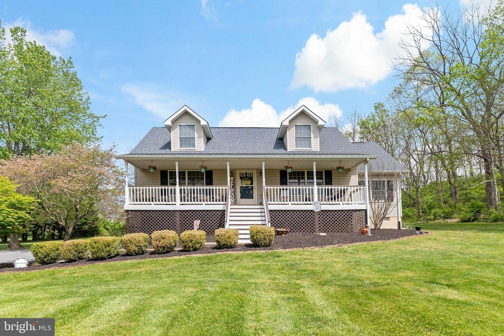 63 Lewill Ln, Bunker Hill, WV 25413 - photo 1