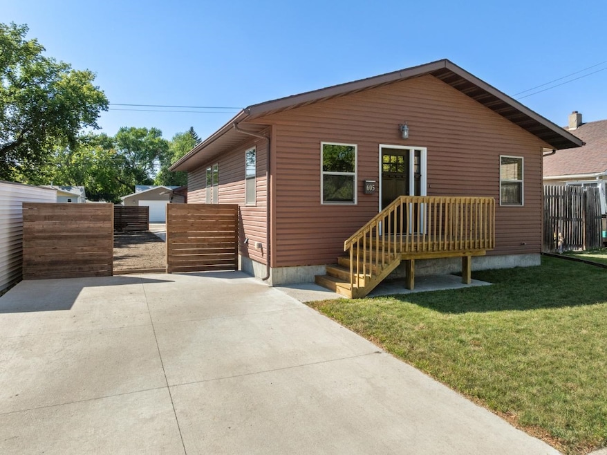 Under Contract $285,000