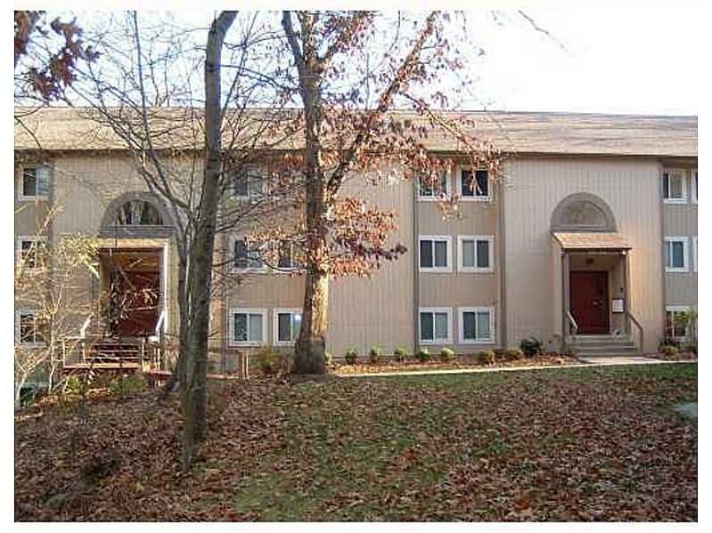 400 New River Rd unit 306, Manville, RI 02838 - photo 1