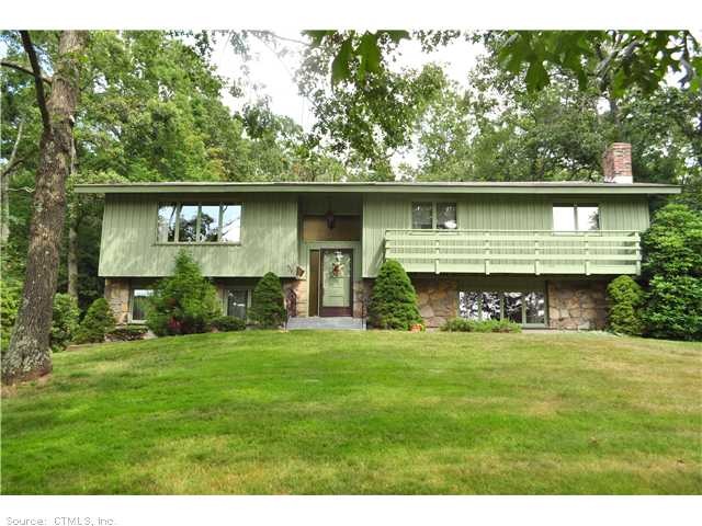 439 Vernon St, Manchester, CT 06042 - photo 1