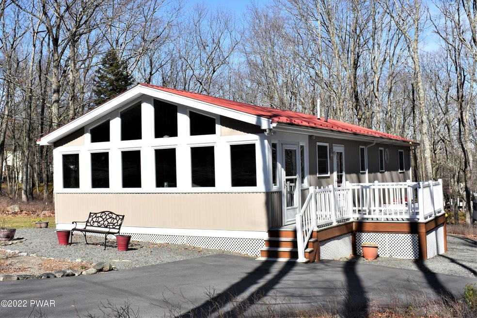 804 Surrey Ct W, Lords Valley, PA 18428 - photo 1