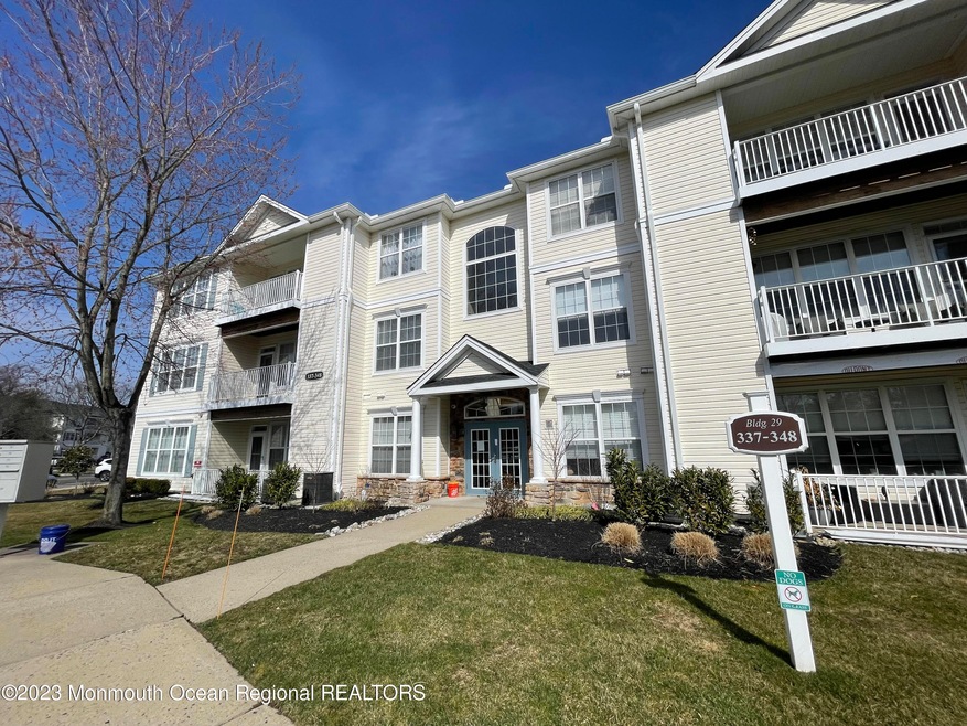 340 Saint Andrews Place unit 2914, Manalapan, NJ 07726 - photo 1