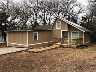 105 Lazy Ike Ln, Pottsboro, TX 75076 - photo 1