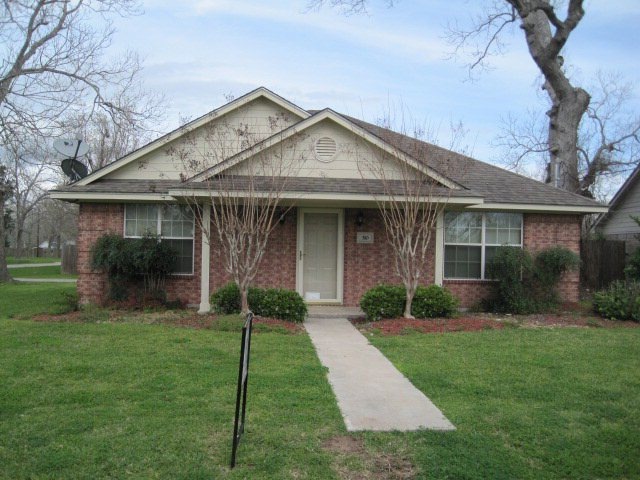 310 Marion St, Brazoria, TX 77422 - photo 1