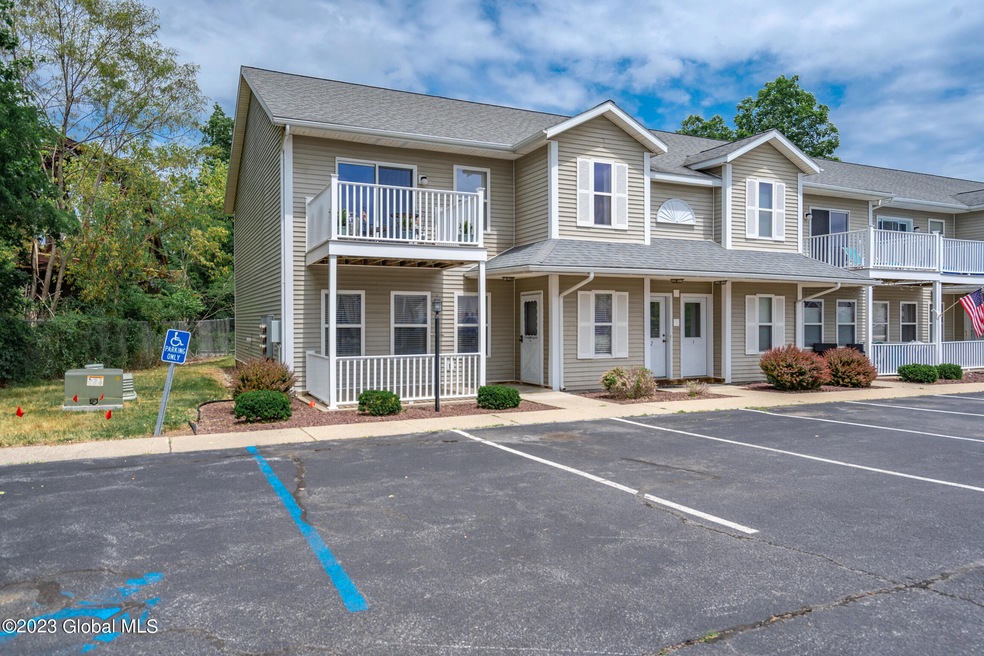 101 Cambridge Manor Dr, Schenectady, NY 12302 - photo 1