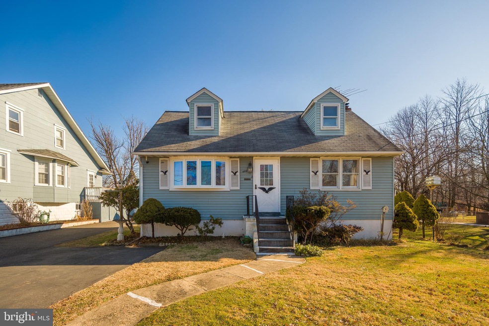 649 Kenilworth Ave, Cherry Hill, NJ 08002 - photo 1