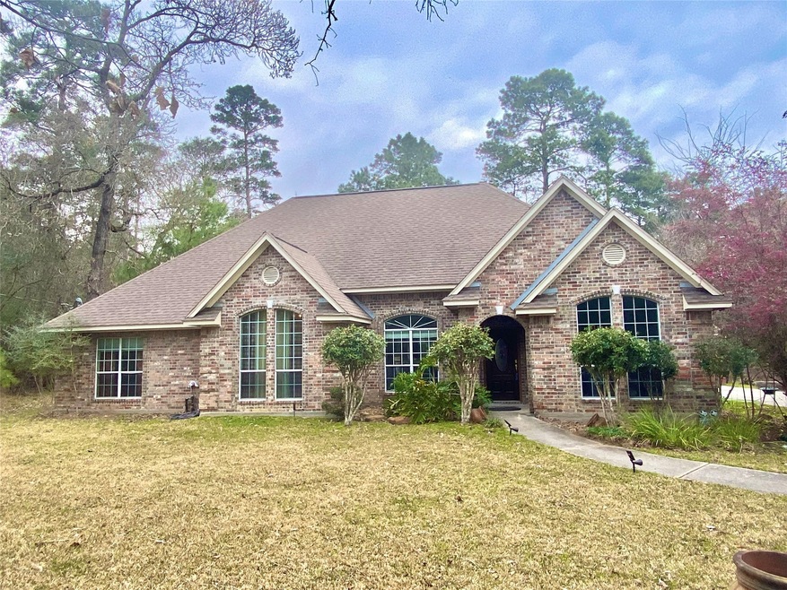 17 Lake Dr, Conroe, TX 77384 - photo 1