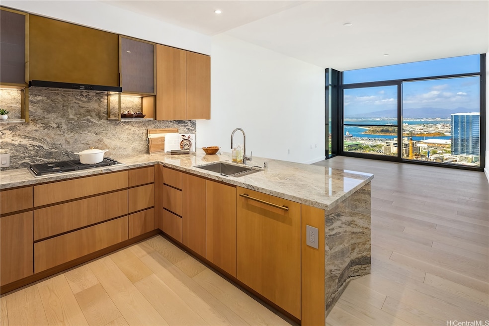 Victoria Place unit PH 4007, Honolulu, HI 96814 - photo 1