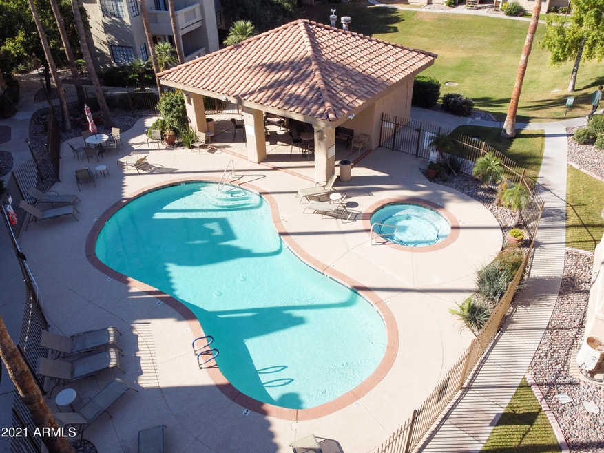 01 Community Pool