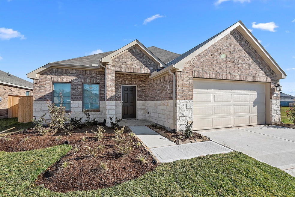 327 Stablebrook St, Magnolia, TX 77354 - photo 1