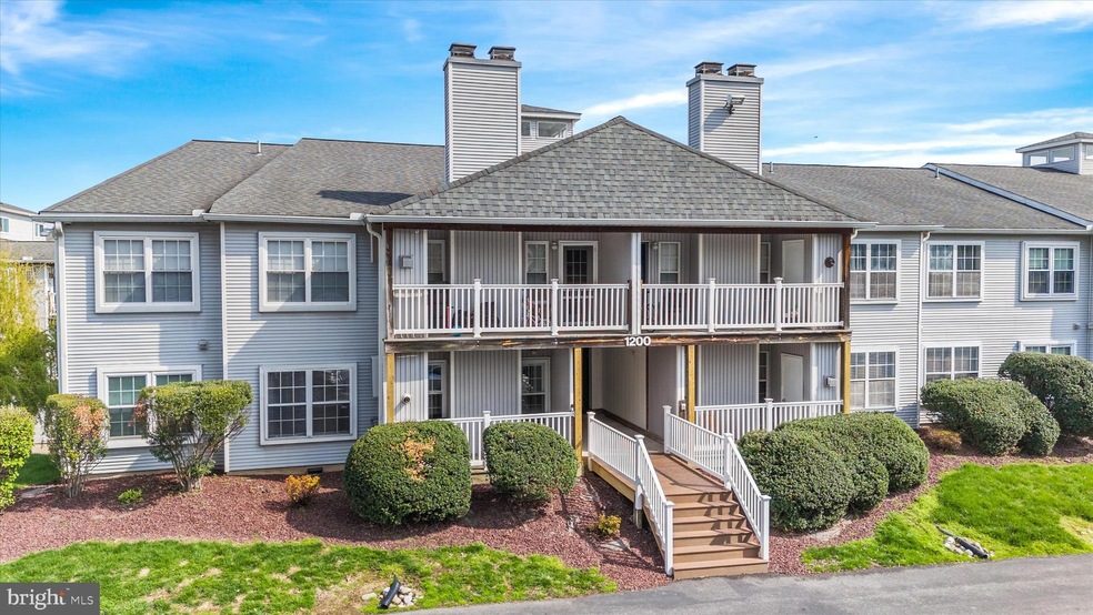 1203 Waters Edge Dr unit 144, Newark, DE 19702 - photo 1