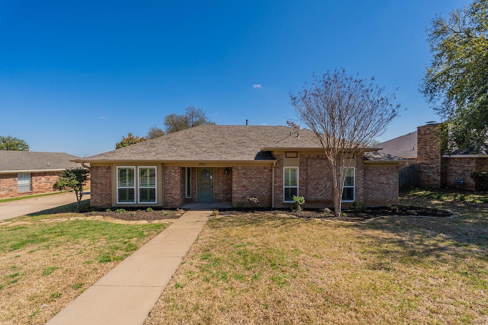 2812 Clearmeadow St, Bedford, TX 76021 - photo 1