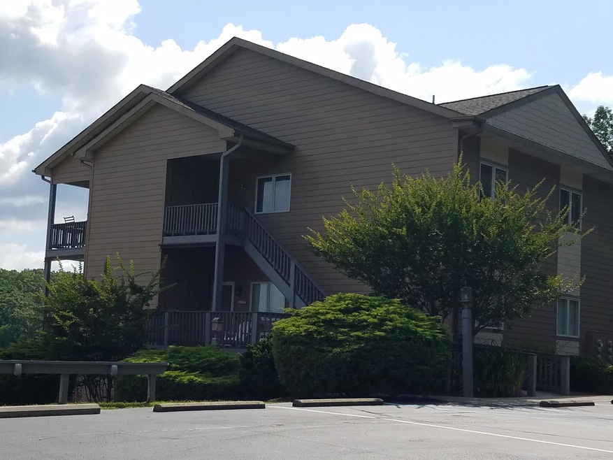1019 Mariners Way 25 outside