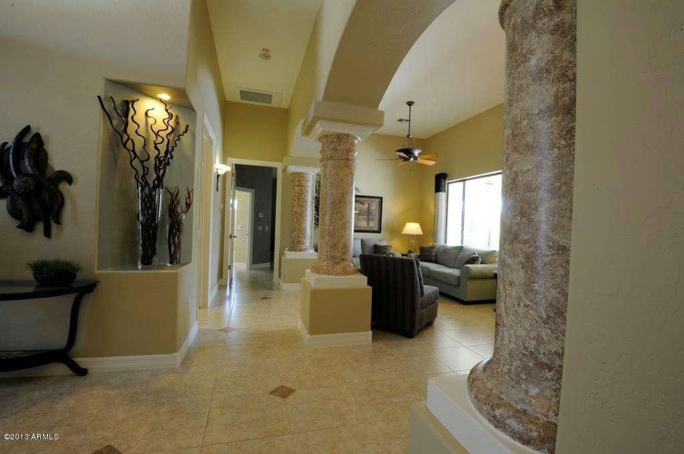 Front Rm/Formal Dining
