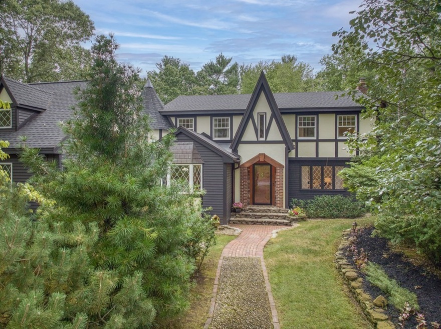 29 N Hill Dr, Lynnfield, MA 01940 - photo 1