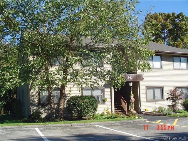 14 Knightsbridge unit D, Poughkeepsie, NY 12603 - photo 1