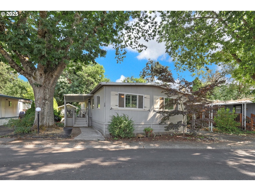 1475 Green Acres Rd unit 12, Eugene, OR 97408 - photo 1